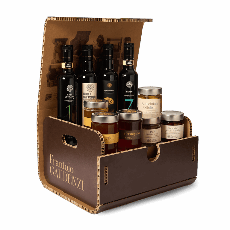 box grande aperto con logo frantoio gaudenzi e bottiglie di olio al suo interno